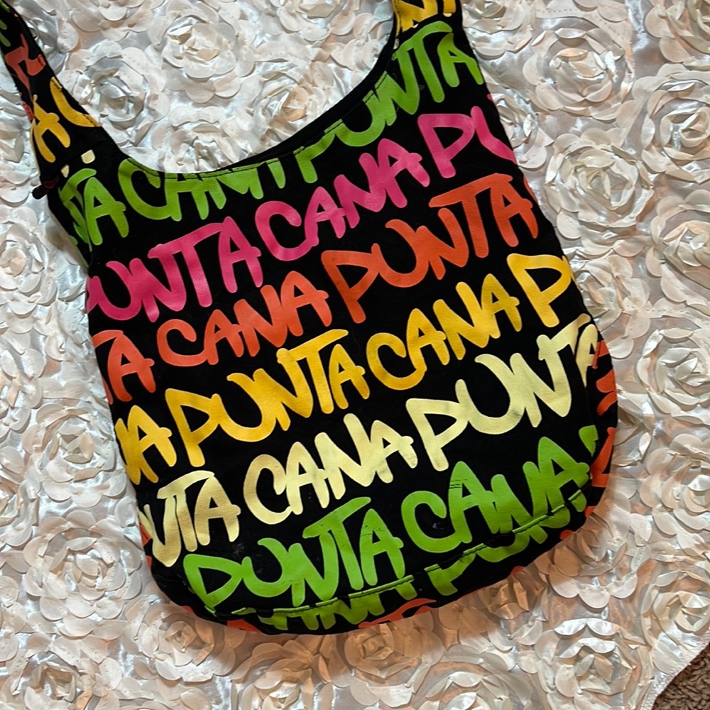 Robin, Ruth, Punta, Cana, colorful fun, shoulder strap purse
